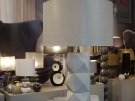 Biała lampa ceramiczna DIAMS